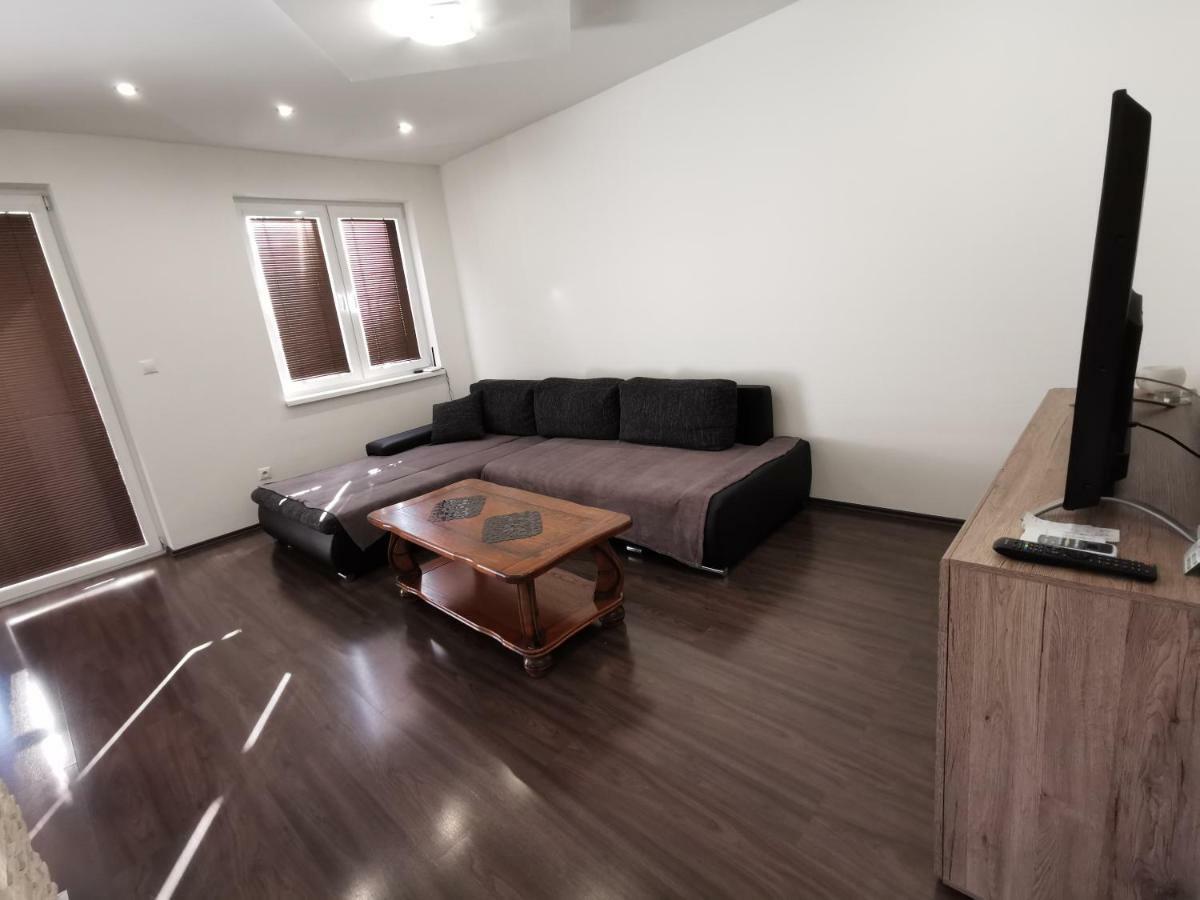 Apartment J&D Dunajská Streda エクステリア 写真